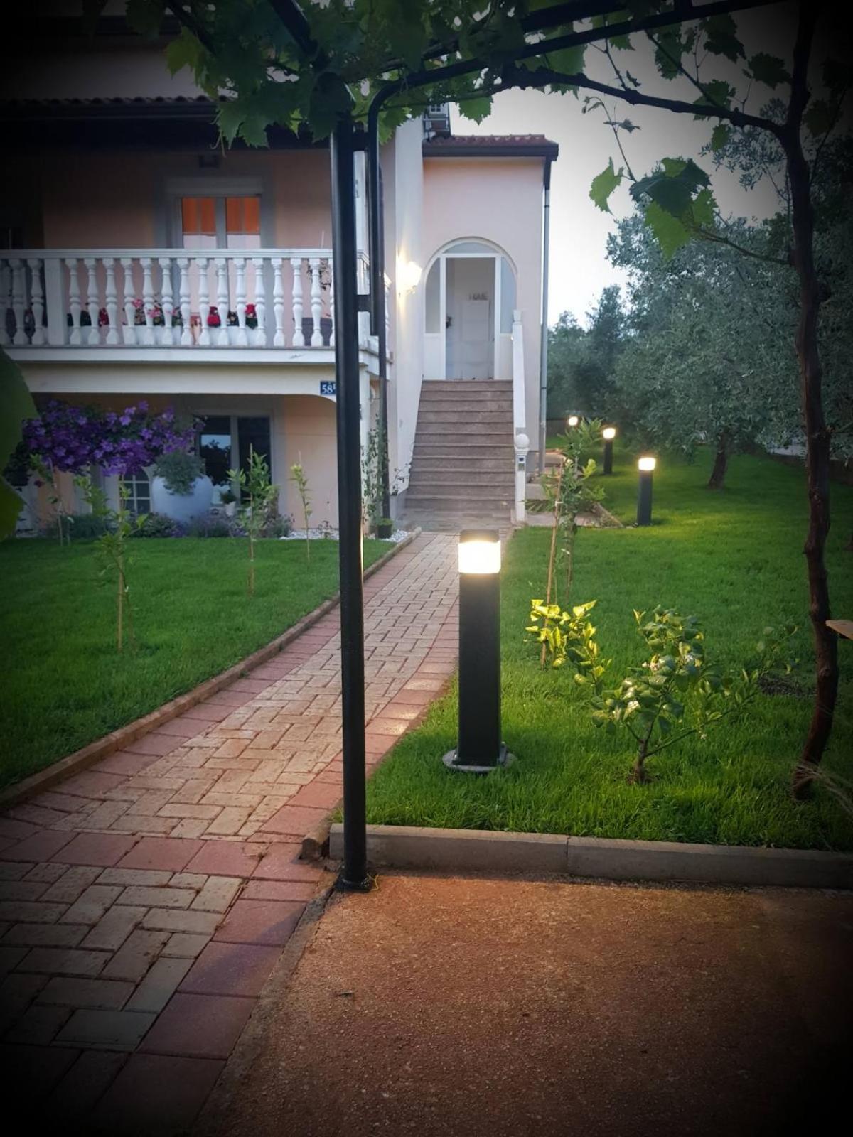 דירות אומאג Casa Sosici מראה חיצוני תמונה